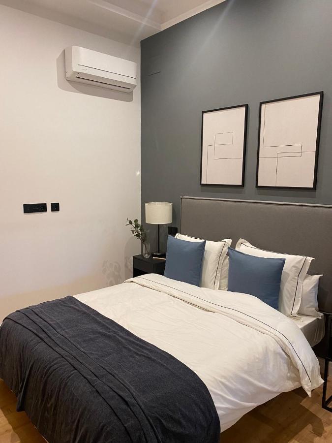 Exyca Embajadores Apartment Madrid Ngoại thất bức ảnh